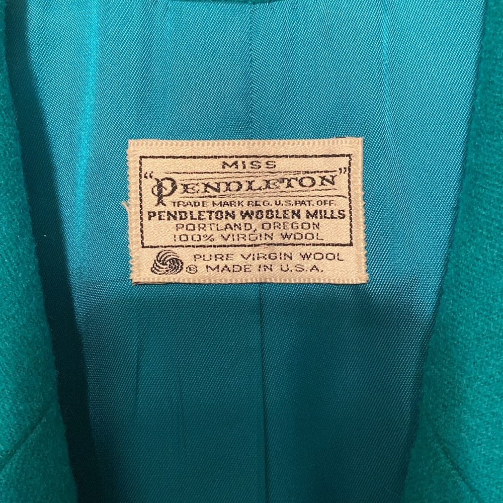 Pendleton blazer - Picture 2 of 6